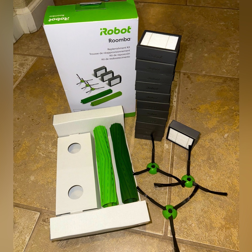 Roomba 12 Filters, 3 Sweeping Brushes & 1 set rubber Brushes for e, i & j Series - Picture 8 of 10